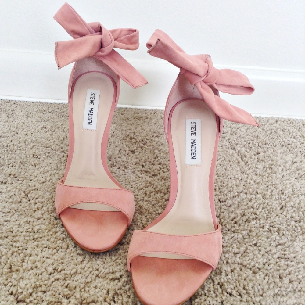 "PRICE DROP 1 Day SALE ONLY" Steve Madden Heels